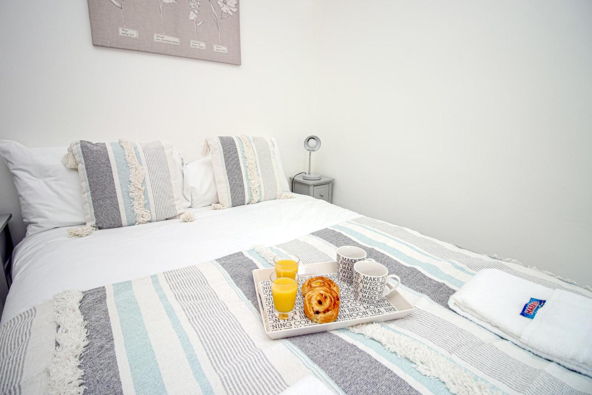 Norton Terrace Charming Home In The Beautiful Afan Forest By Staystaycations Порт Толбът Екстериор снимка