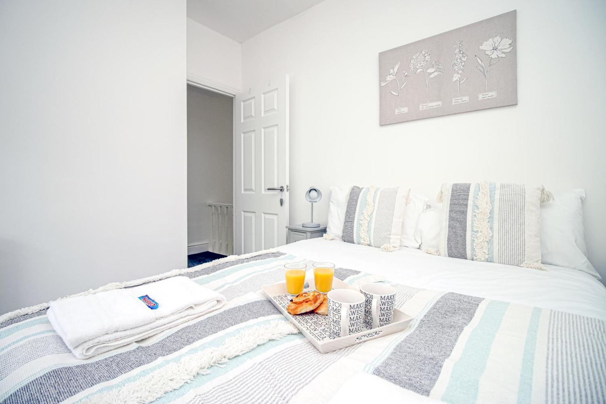 Norton Terrace Charming Home In The Beautiful Afan Forest By Staystaycations Порт Толбът Екстериор снимка