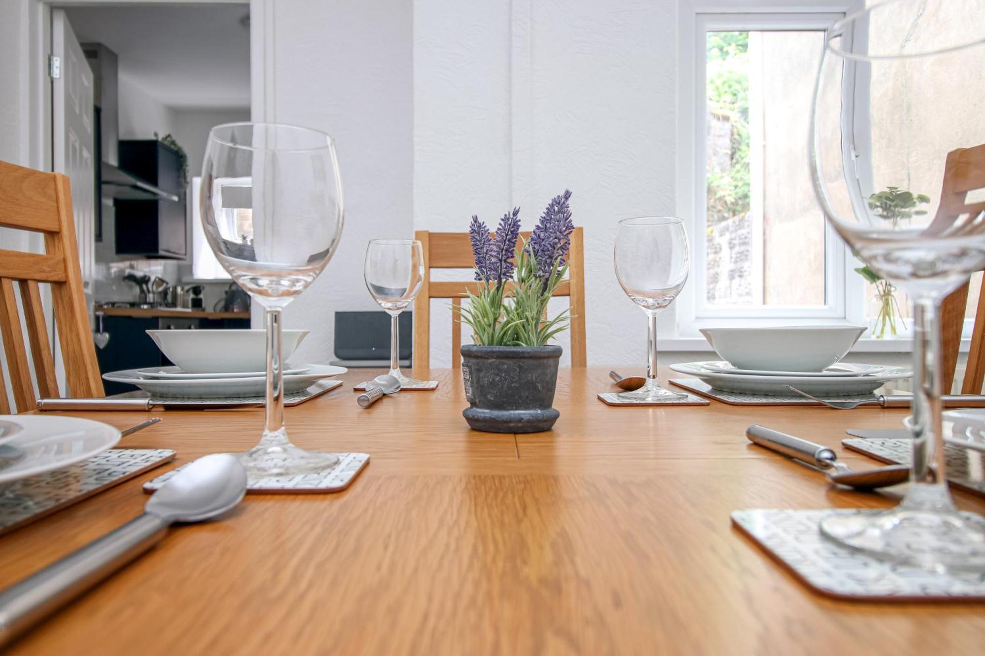 Norton Terrace Charming Home In The Beautiful Afan Forest By Staystaycations Порт Толбът Екстериор снимка